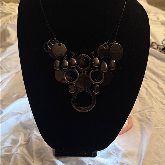 Black Statement Necklace Set with Gold Leaf Earrings - Women Jewelry - Picture 5 of 6